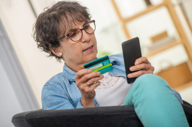 บัตรเครดิตจ่ายขั้นต่ำ