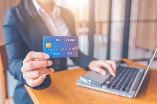 บัตรเครดิตธนชาต Flash